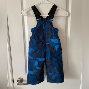 Gusti Boys snow pants. Size 18months. Good condition. Great for colder weather